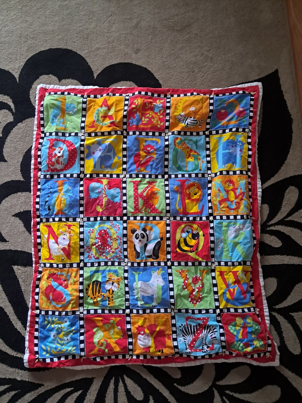 Colorful Alphabet Animal Quilt for Kids - Multicolor